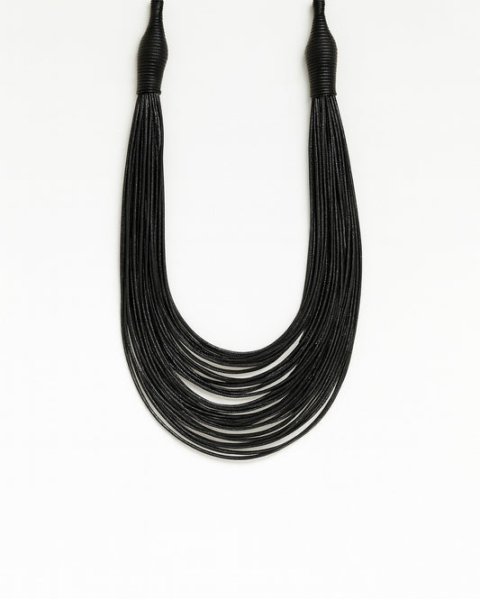 Magnitudine Necklace Black